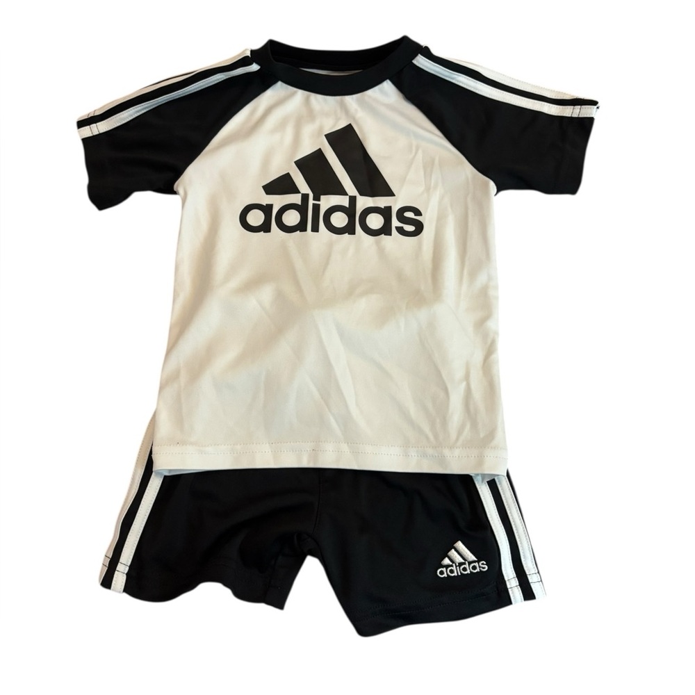 ADIDAS | shorts and shirt outfit 12M